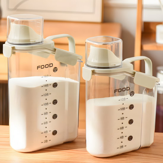 Plastic Food Container 2000 ml